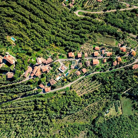 فيلة I Tramonti 10&2, Emma